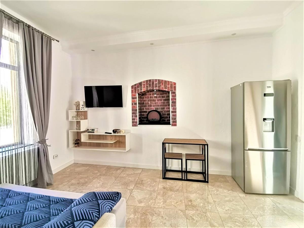ブラショフCasa J. Gusbethアパートメント エクステリア 写真